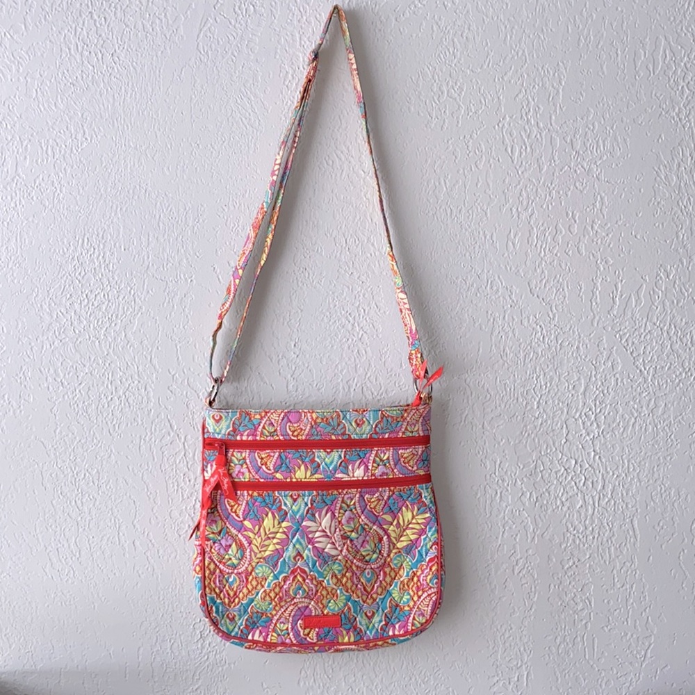 Vera Bradley Triple Zip Hipster